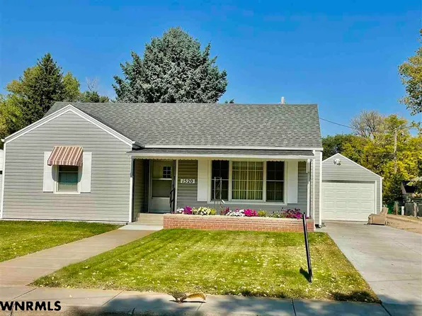 1520 Q St, Gering, NE 69341