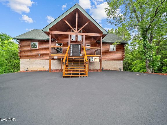 2nd image of 2058 Eagle Feather Dr
