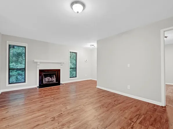 5043 Woodridge Way, Tucker, GA 30084