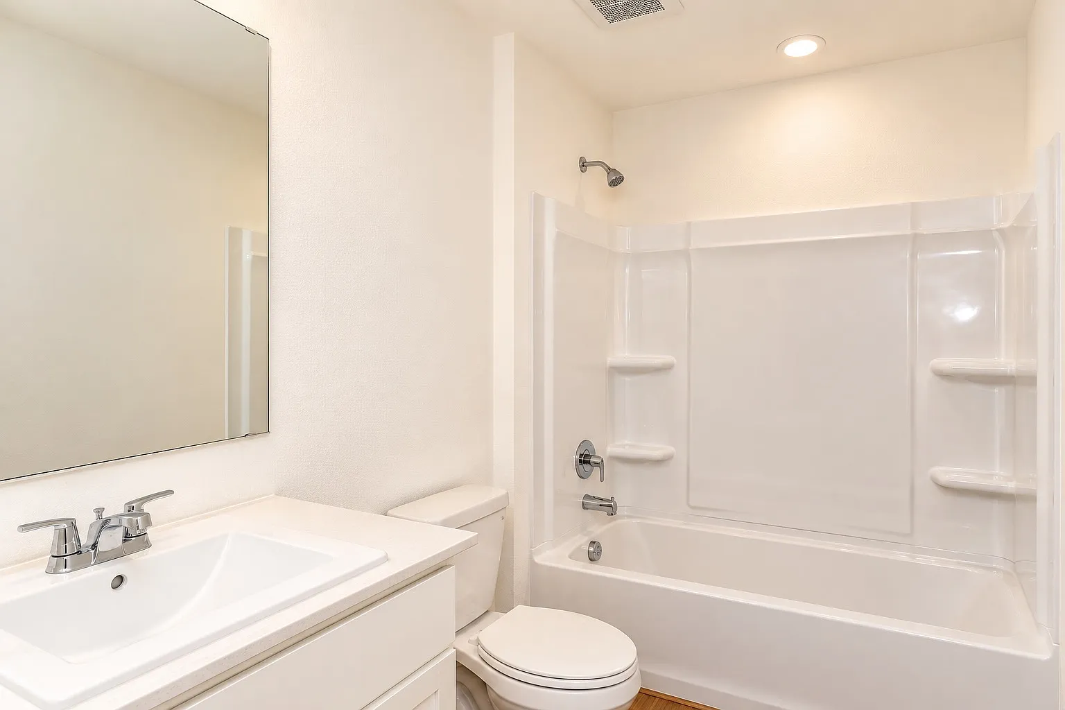 3 bed, 1411 sqft, $1,999 — Photo 3