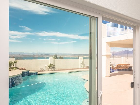 Fabulous Inside Lake Views