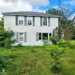 11504 Sharon Rd, Saint Charles, MI, 48655
