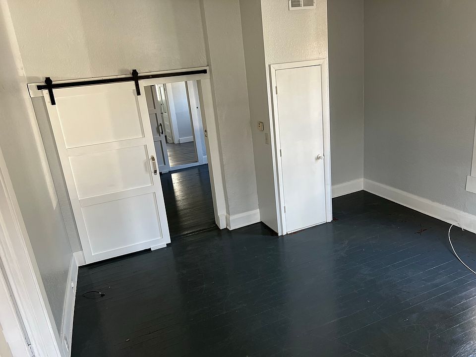 1st image of 901 Pennsylvania Ave APT 2