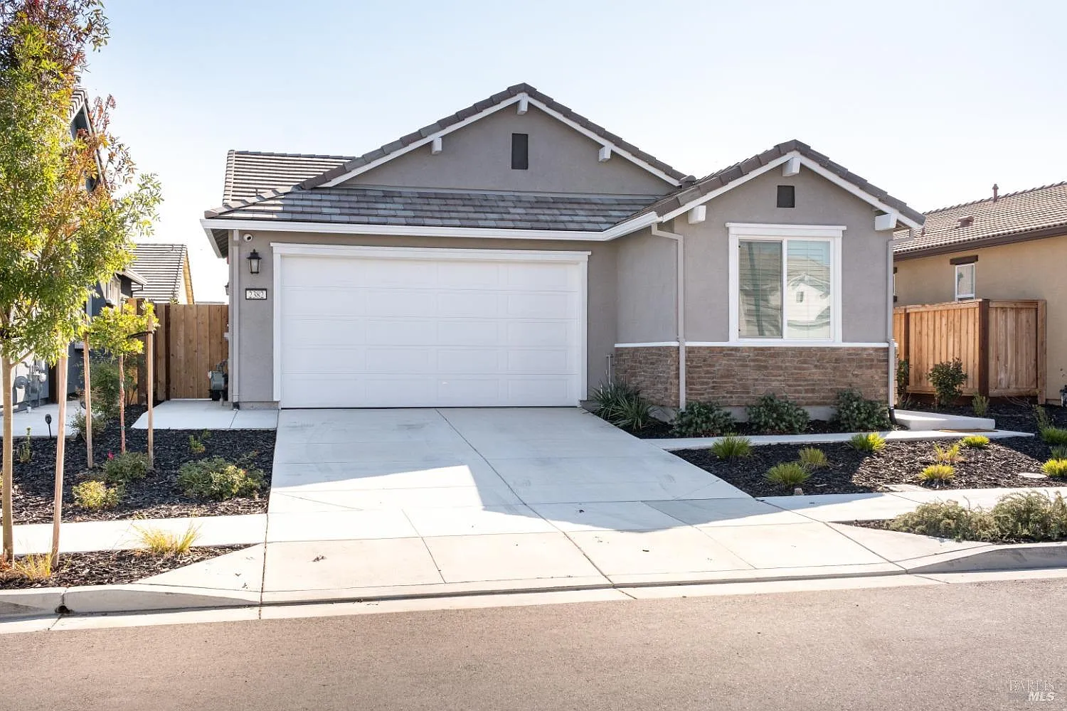 2382 Espana Ln photo 1