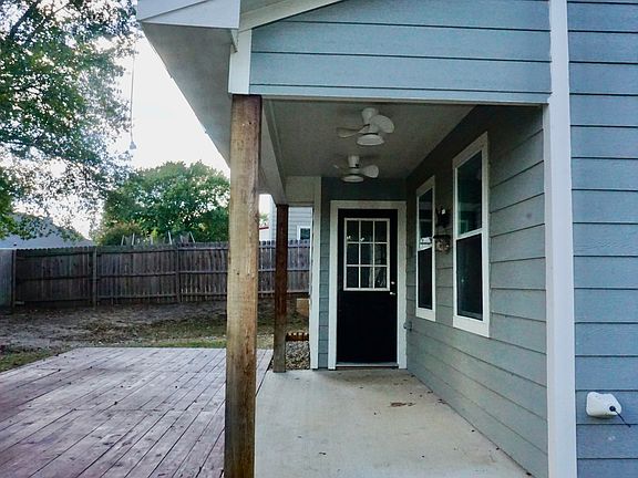 4th image of 504 McWhorter St