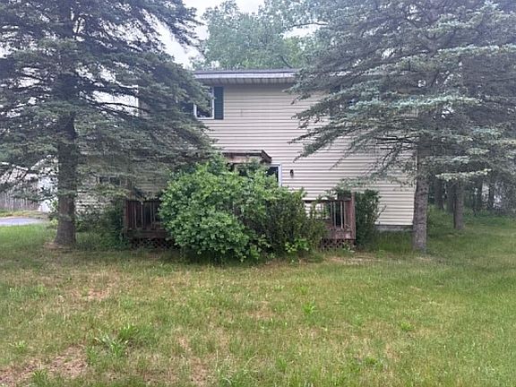 3rd image of 1139 Fern Ln