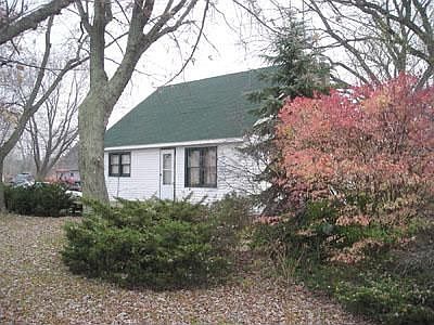 3rd image of 5918 Aplona Ln