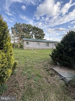 5th image of 10802 Thornwood Rd