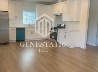 11040 1/2 Genesta Ave, Granada Hills, CA 91344