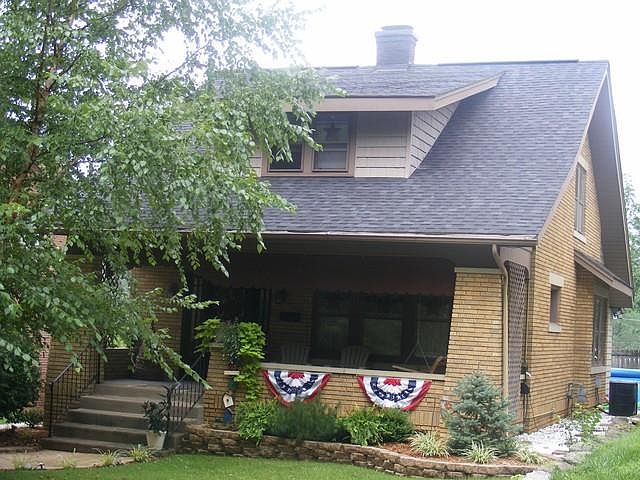 1st image of 2207 Woodlawn Rd