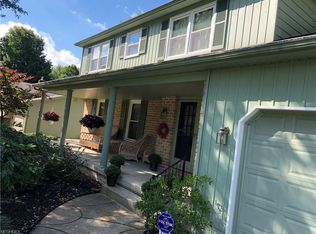 8492 Crystal Dr, Boardman, OH 44512