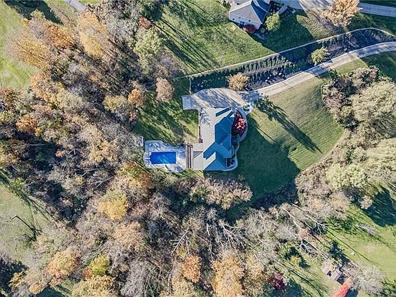 3rd image of 5022 Havenwood Dr
