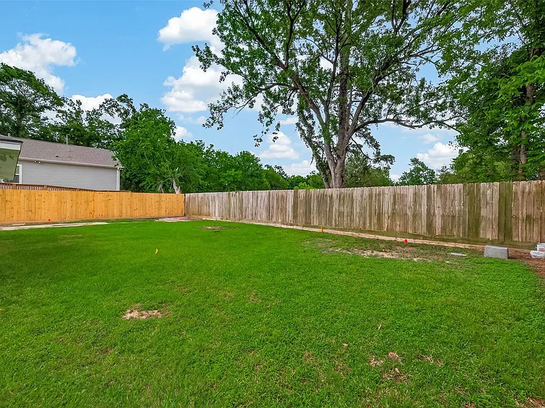 6311 Tall Willow Dr — Photo 34