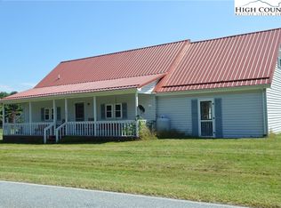 3060 Mountain View Rd, Glade Valley, NC 28627