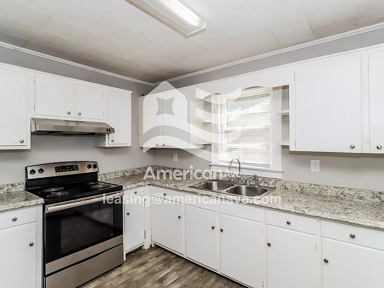 16561_008_wm_-_kitchen_12978306.jpg