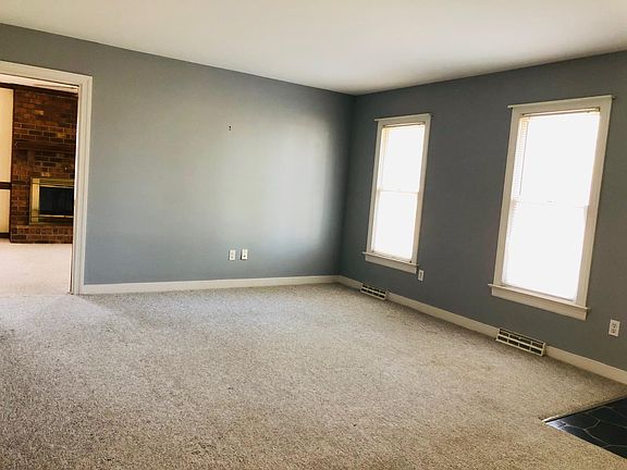 2nd image of 8345 Sherton Ct