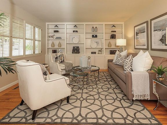3rd image of 1485 Crespi Dr