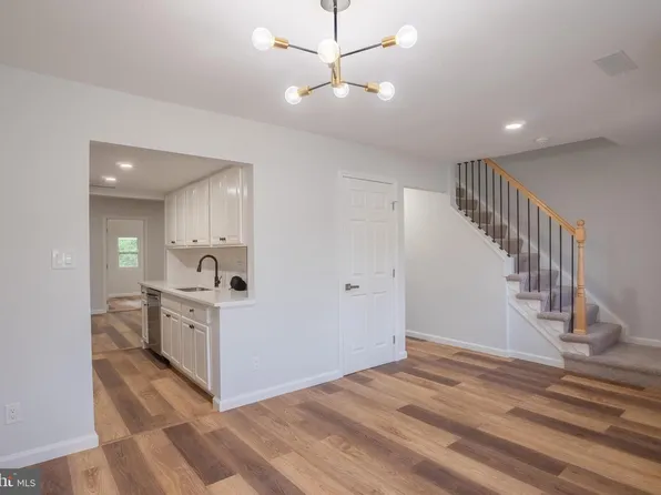 110 Oak Dr, Stafford, VA 22554