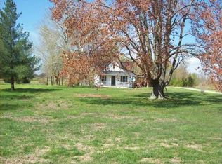 7487 N Triton Ln, Mount Vernon, IL 62864