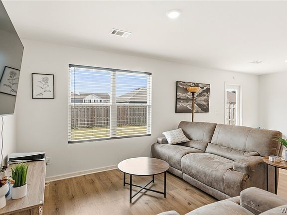 4th image of 7345 Wilburton Ln