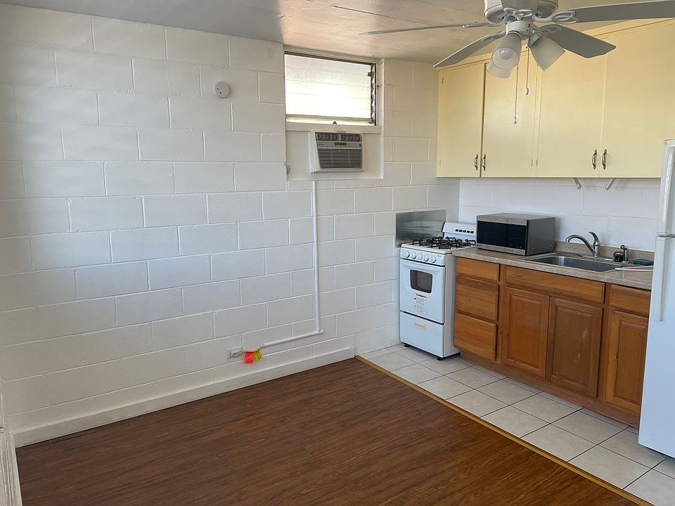 1st image of 3147 Brokaw St APT 3