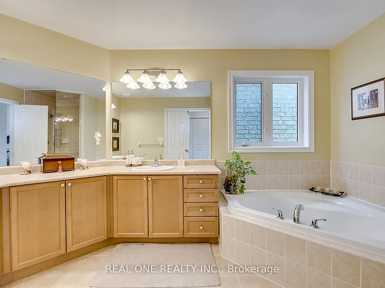 1126 Woodington Ln — Photo 29