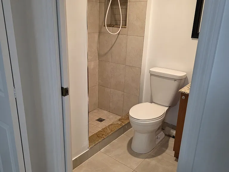 4317 NW 14th Ave #4317 — Photo 7