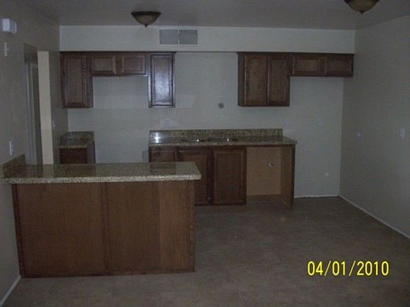 3rd image of 1634 W 6th St