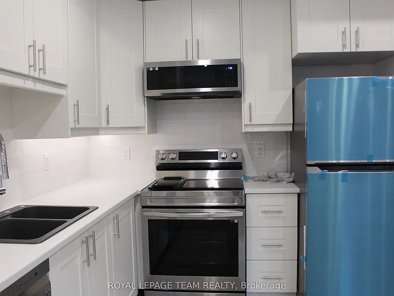 155 Longpre St E #A — Photo 5