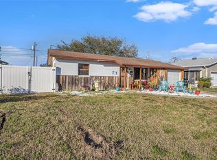 539 Freeport Ave N, Saint Petersburg, FL 33702