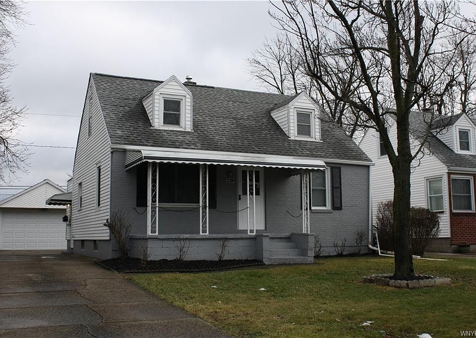 1st image of 229 Edgewood Ave