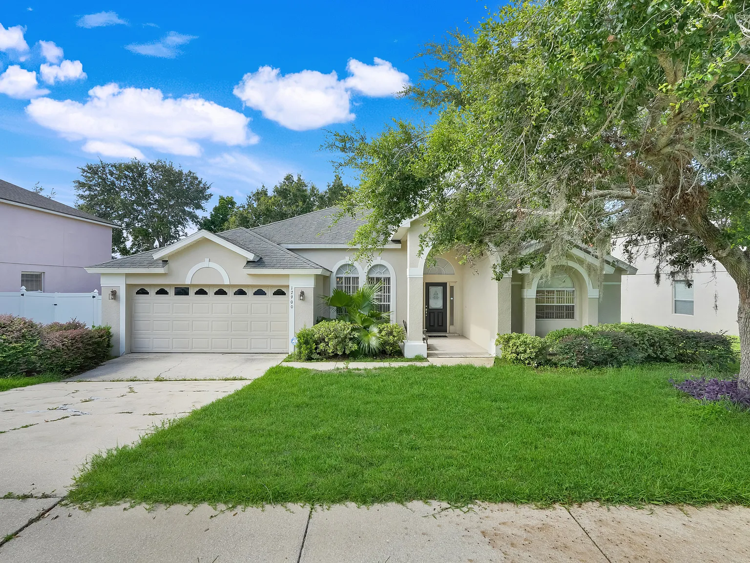 4 bed, 2033 sqft, $2,500 — Photo 1