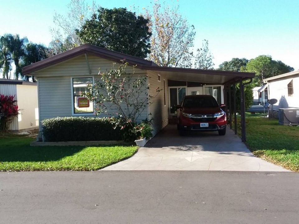 1st image of 632 Lake Henry Dr