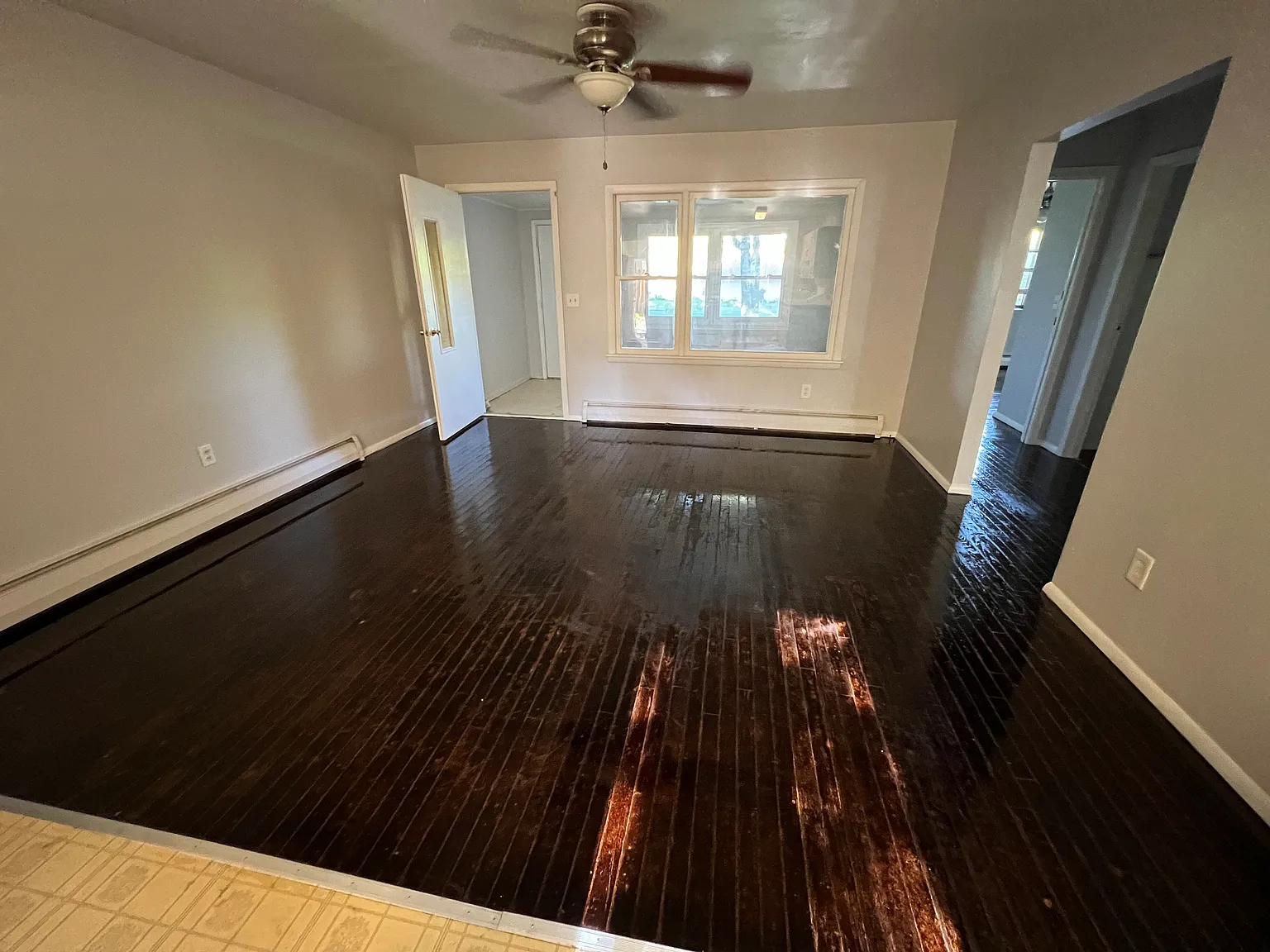 2 bed, 1000 sqft, $995 — Photo 3