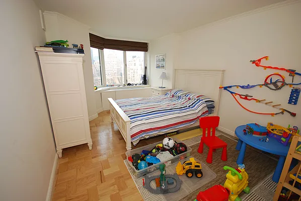 Rented by Luxury Habitat | media 73