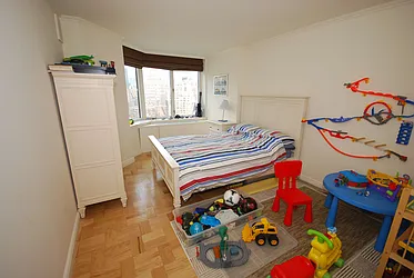 Rented by Luxury Habitat