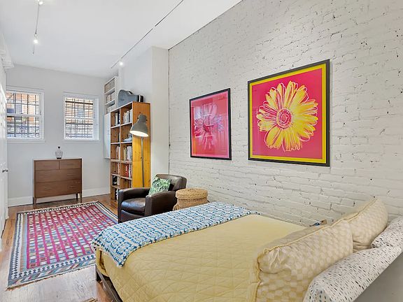 5th image of 261 Prospect Park W APT 1L