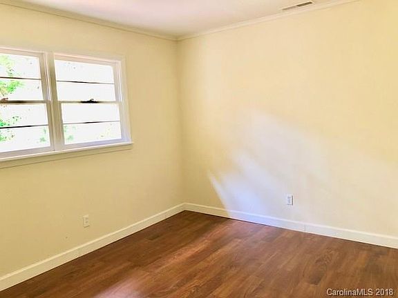 3rd image of 2209 Dale Ave