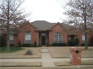 1800 Redtail Hawk, Edmond, OK 73003