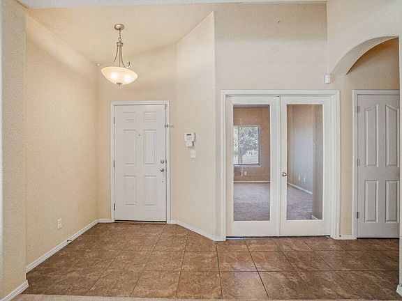 3rd image of 2932 Pino Triste Dr