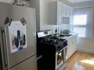 10 Wiget St APT 8A, Boston, MA 02113