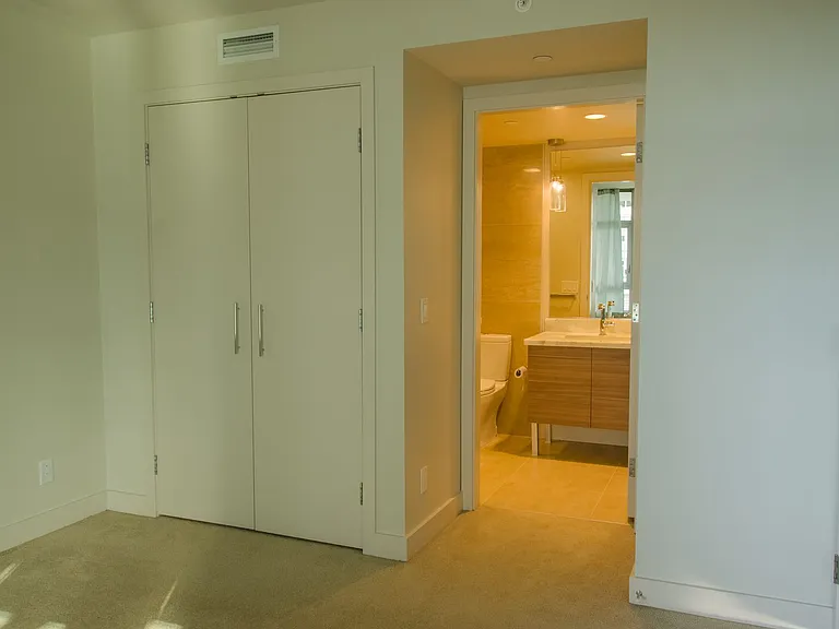 588 Bell St #1001S — Photo 19