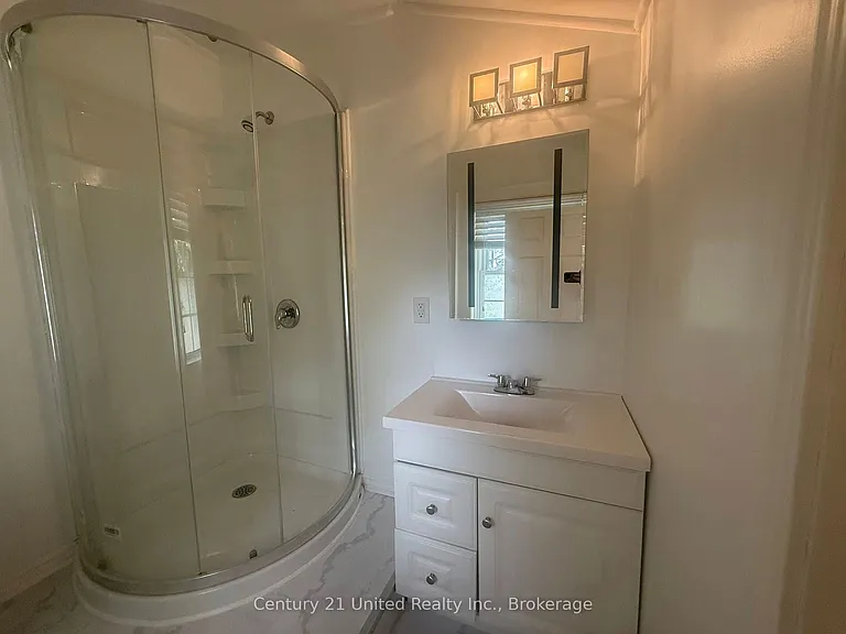 249 Margaret St #2 — Photo 15