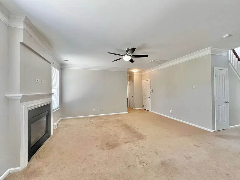 16310 Raptor Ct — Photo 14