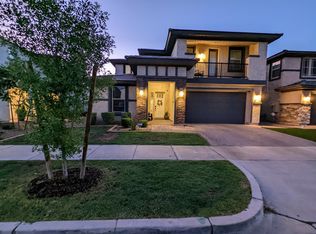 9730 E Radioactive Dr, Mesa, AZ 85212