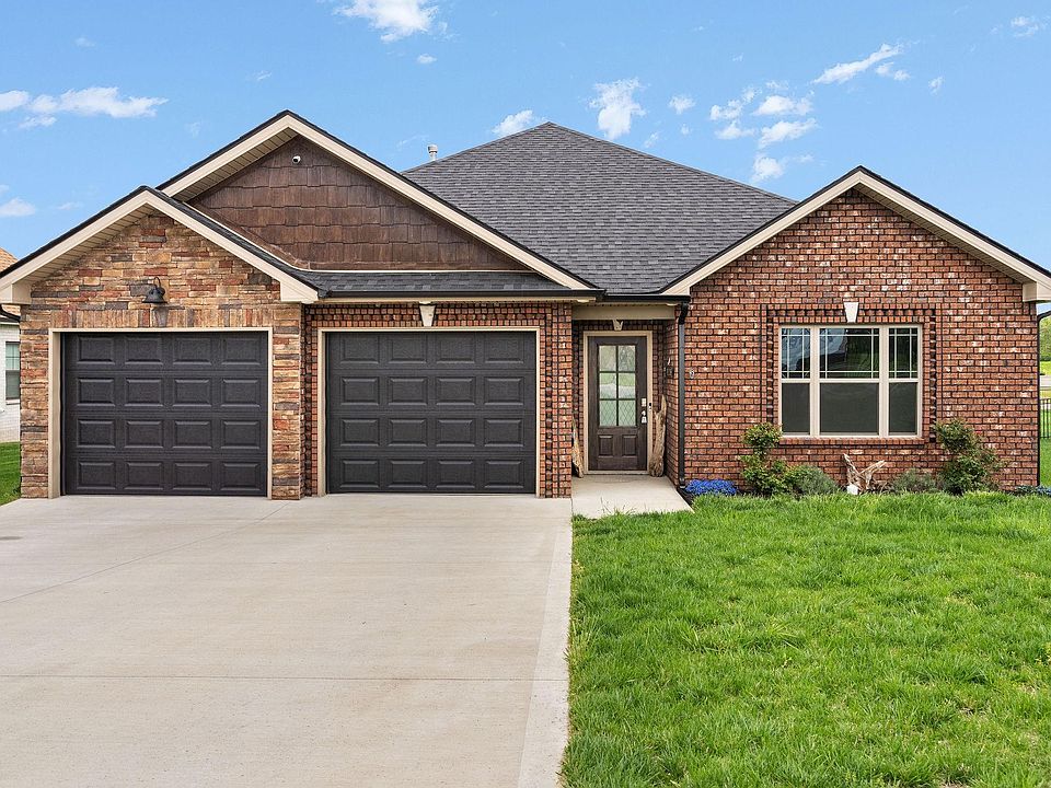 1st image of 704 Jersey Dr