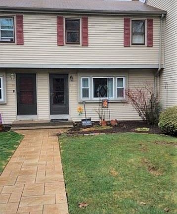 2nd image of 154 E Bacon St APT A4