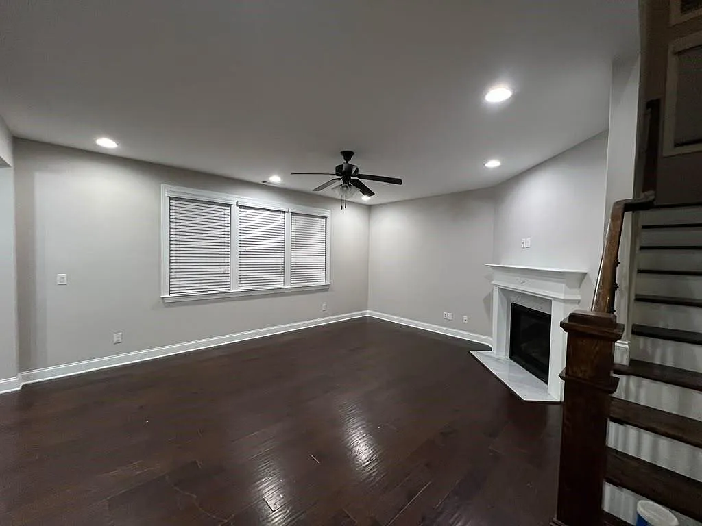 5 bed, 4.0 bath, 2779 sqft, $3,000 — Photo 3