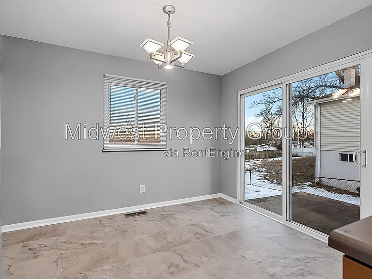 1128 Saratoga Dr — Photo 19