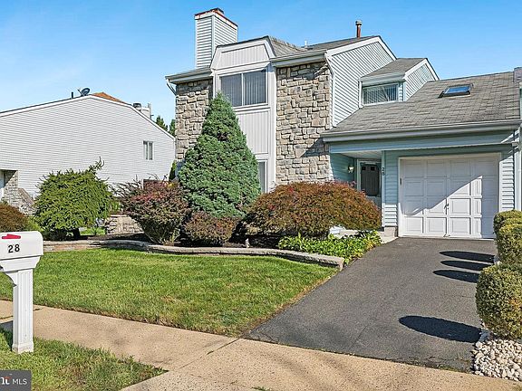 4th image of 28 Allison Rd